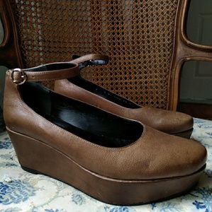 Robert Clergerie Ankle Strap Platform Pumps Sz 7